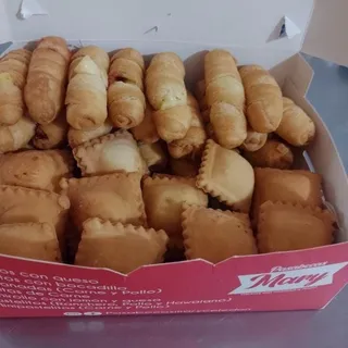 Deditos y minipastelitos